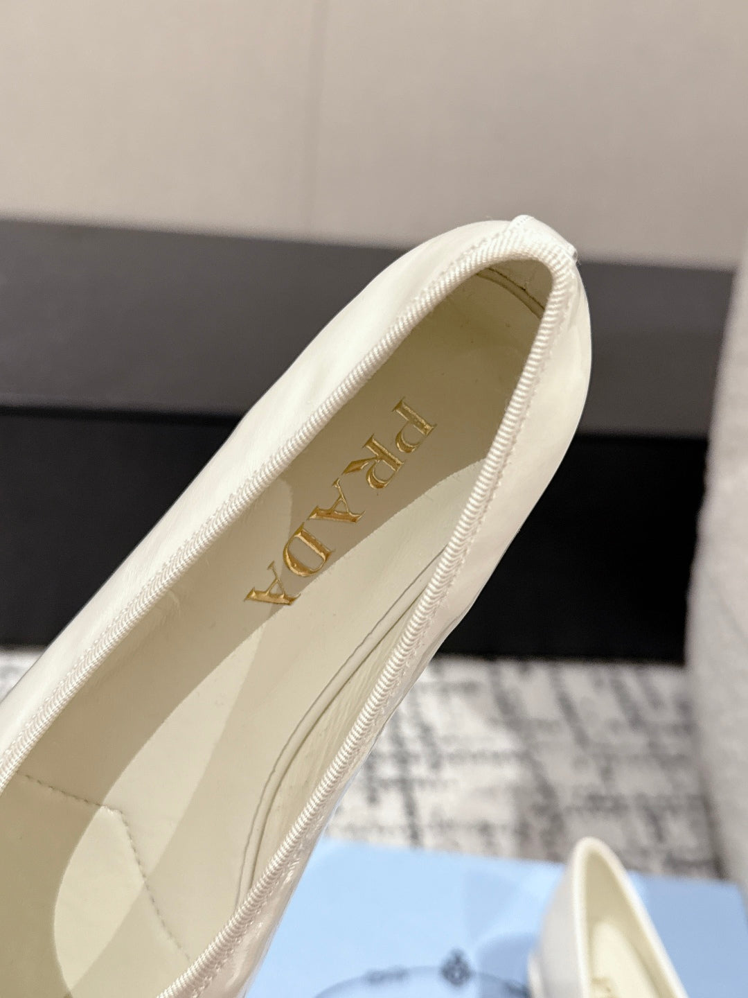 LuxluxHouse Best Quality Women Shoes Prada