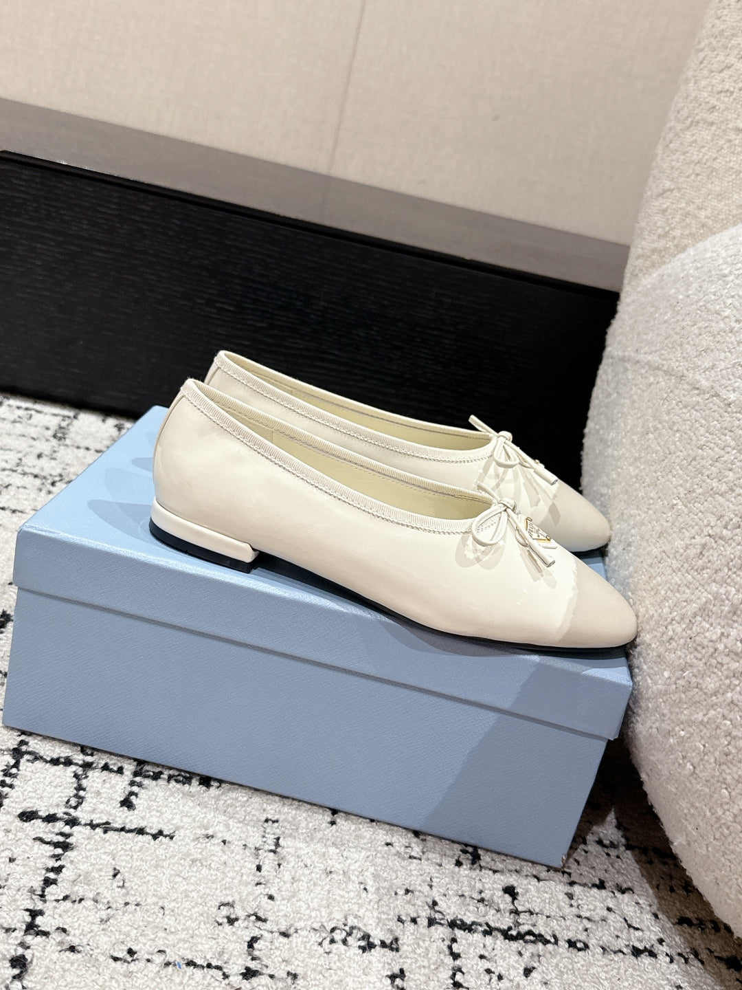 LuxluxHouse Best Quality Women Shoes Prada