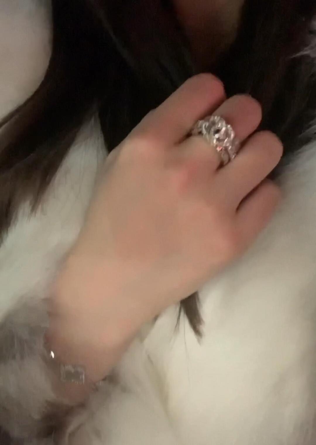 LuxluxHouse Best Quality Accessories Ring Ring Chanel