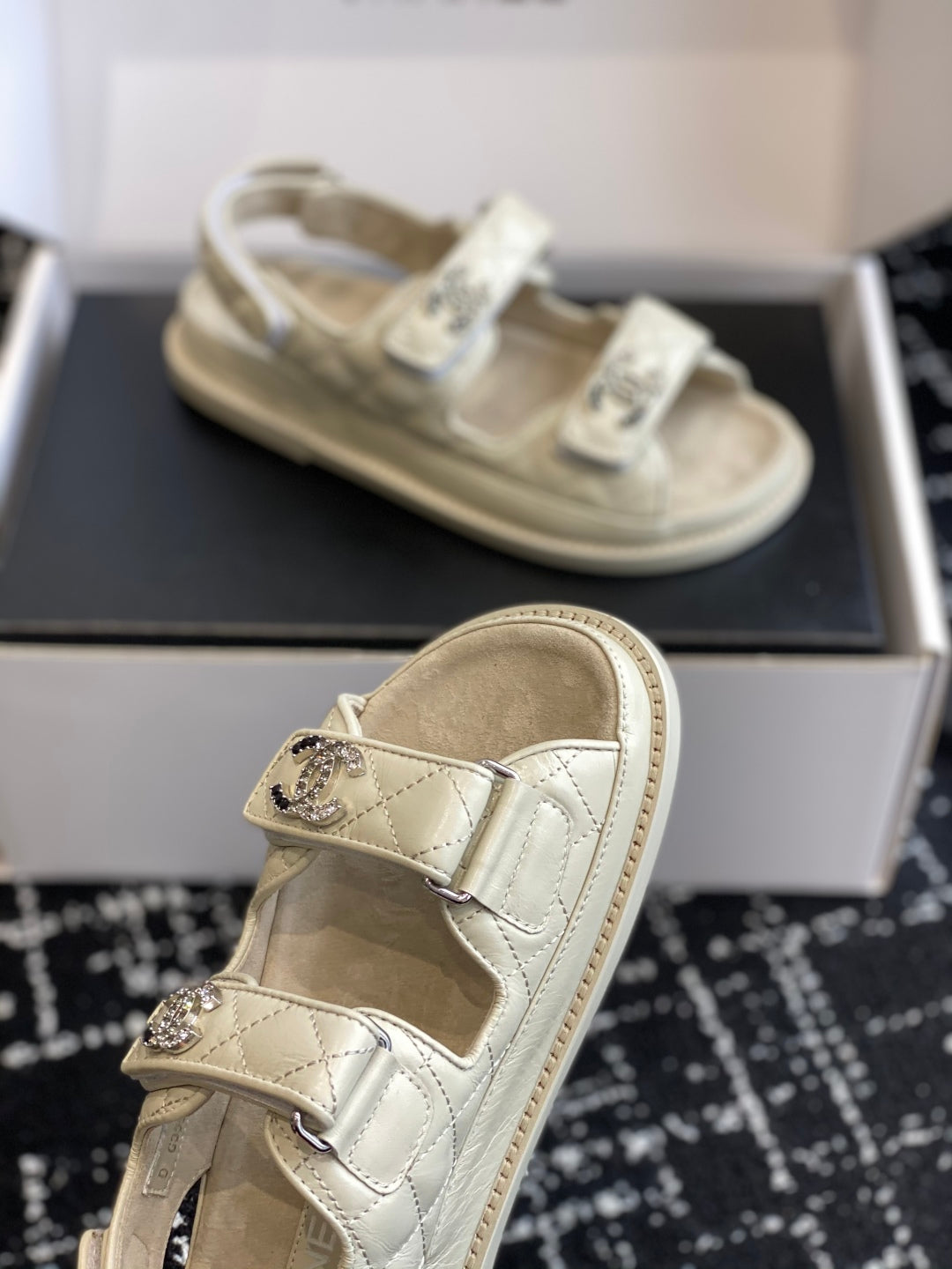 LuxluxHouse Best Quality Chanel Sandals