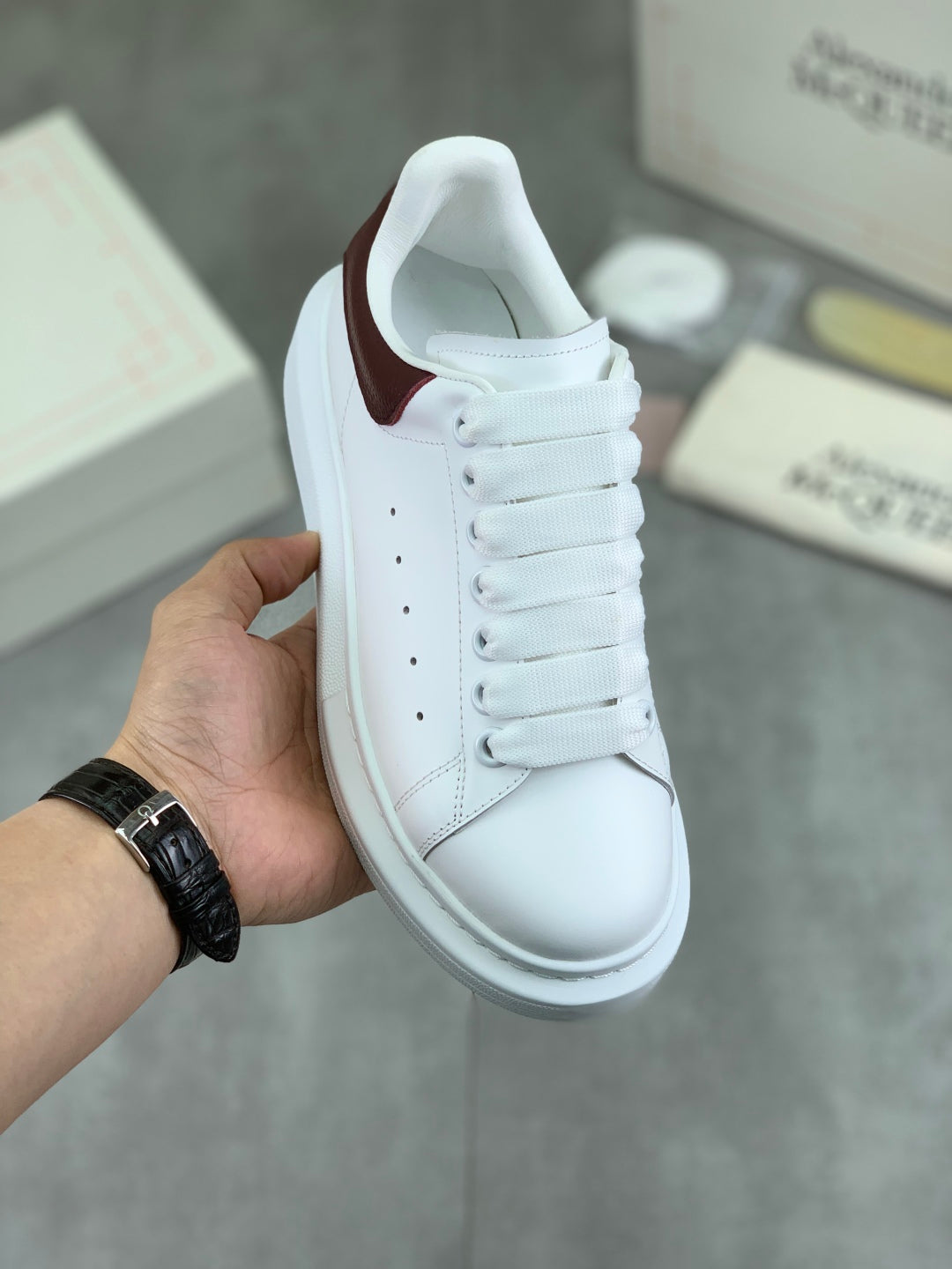 LuxluxHouse Best Quality Shoes Alexander McQueen