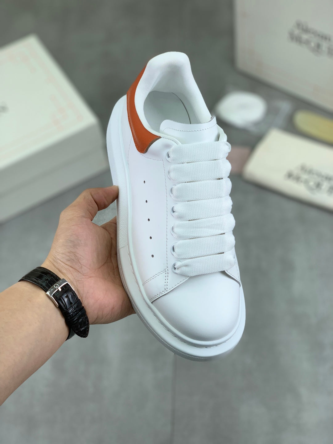 LuxluxHouse Best Quality Shoes Alexander McQueen