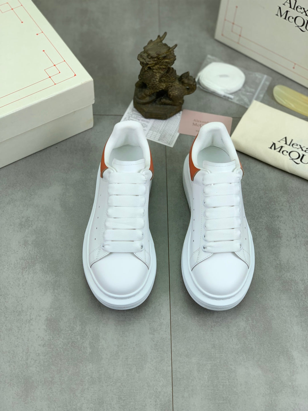 LuxluxHouse Best Quality Shoes Alexander McQueen