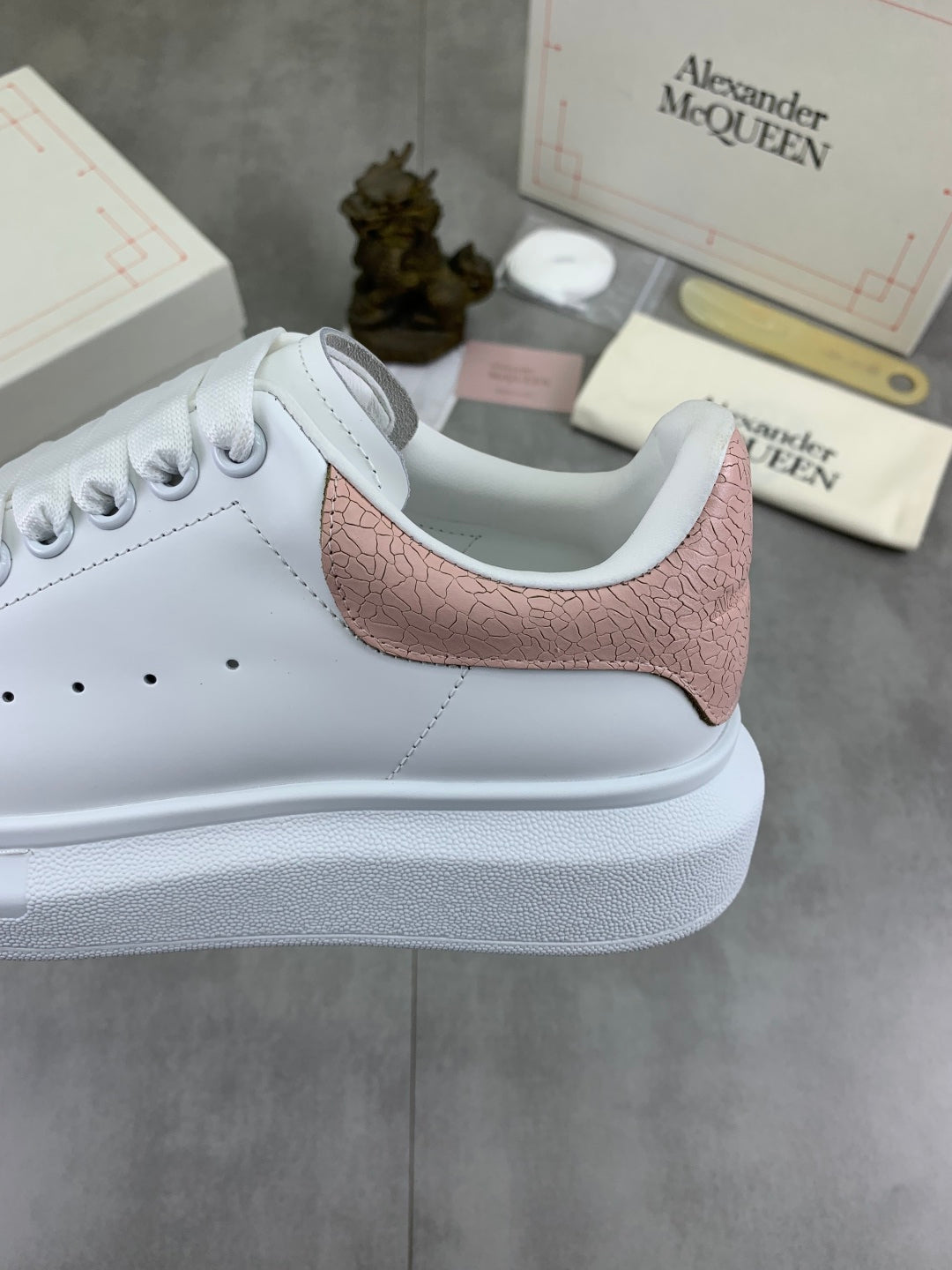 LuxluxHouse Best Quality Shoes Alexander McQueen