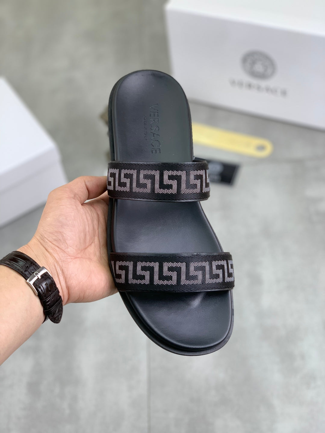 LuxluxHouse Best Quality Sandals Versace