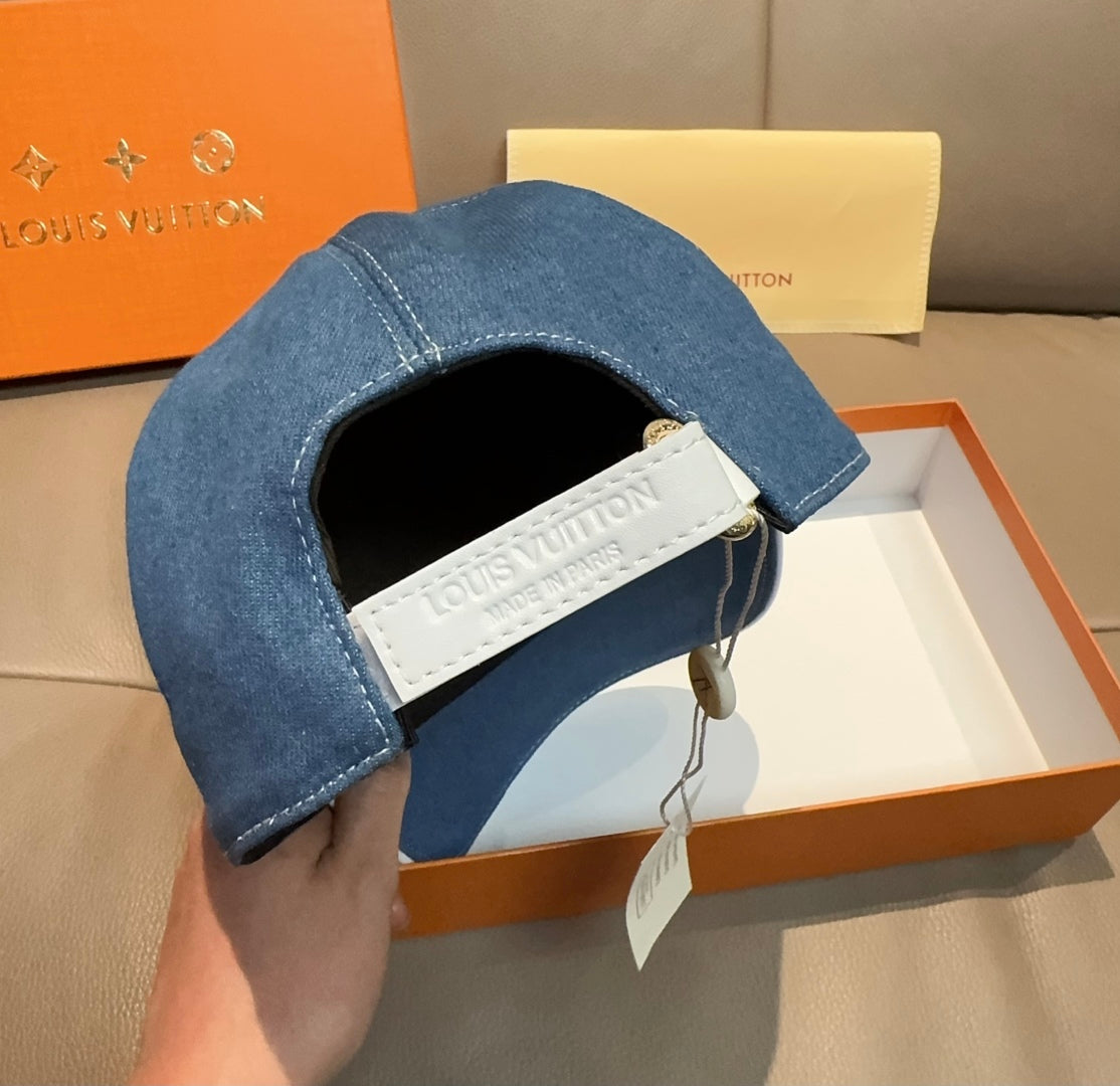 LuxluxHouse Best Quality Caps Louis Vuitton
