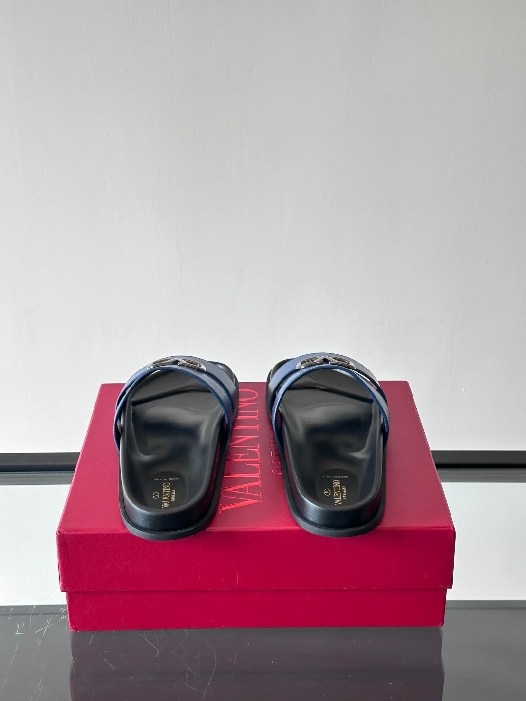 LuxluxHouse Best Quality Sandals Valentino