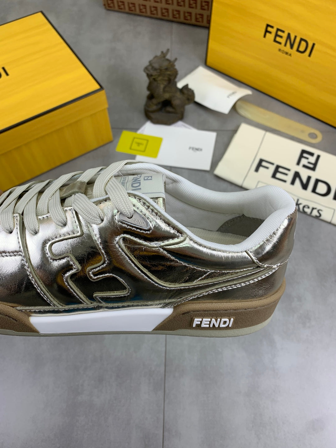 LuxluxHouse Best Quality Shoes Fendi