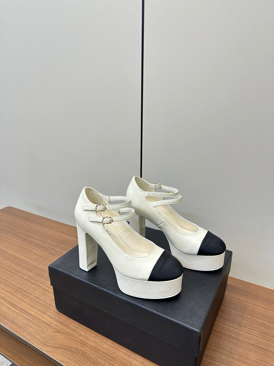 LuxluxHouse Best Quality Chanel Sandals