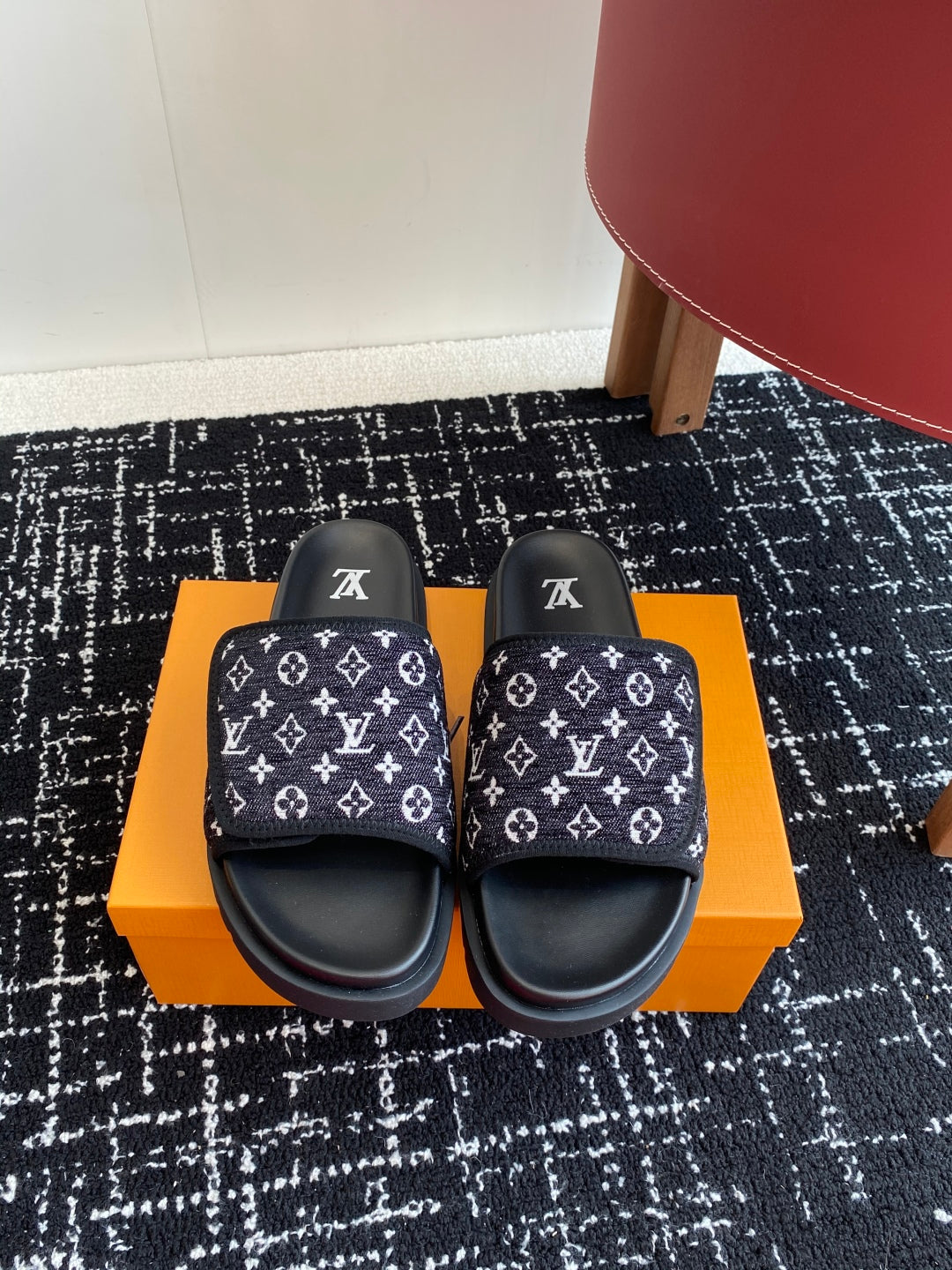 LuxluxHouse Best Quality Sandals Louis Vuitton