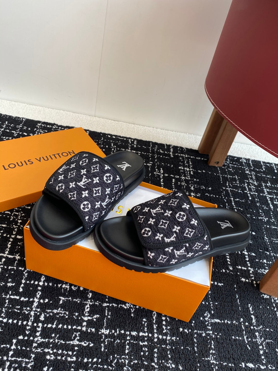 LuxluxHouse Best Quality Sandals Louis Vuitton