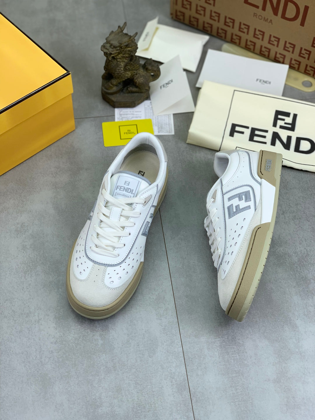 LuxluxHouse Best Quality Shoes Fendi
