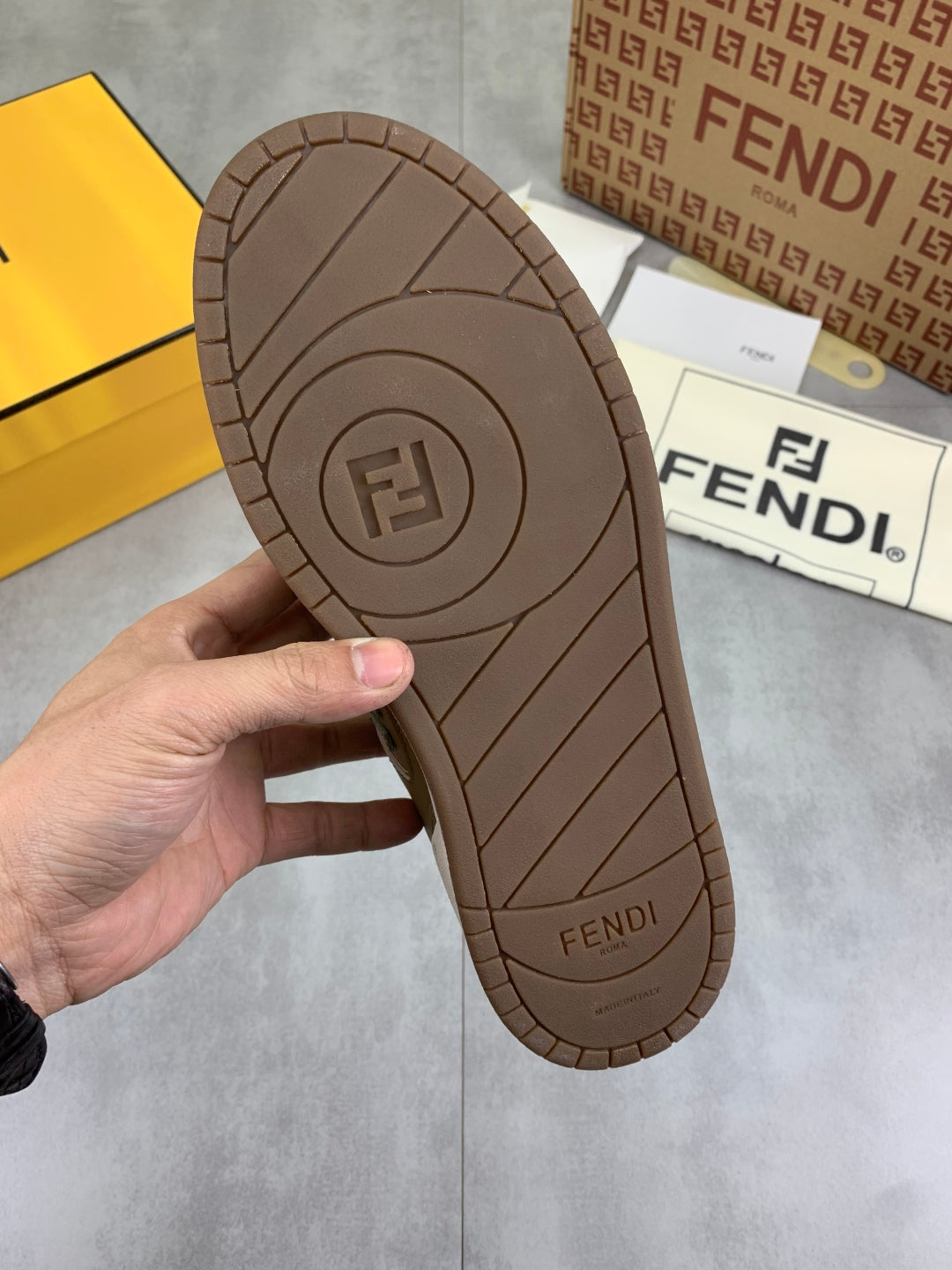 LuxluxHouse Best Quality Shoes Fendi