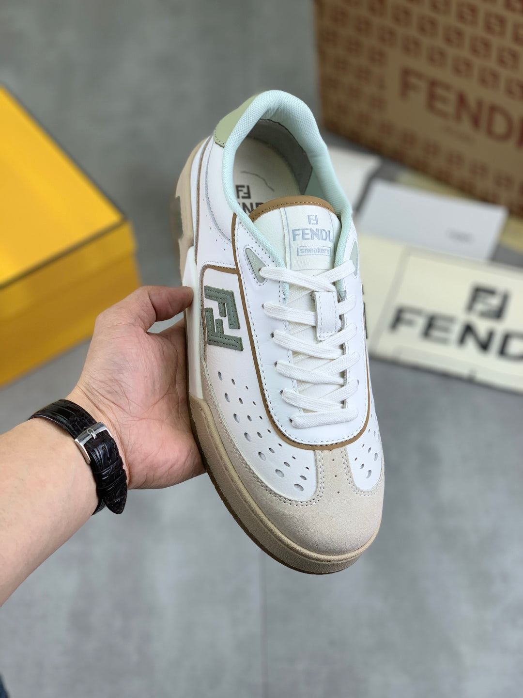 LuxluxHouse Best Quality Shoes Fendi