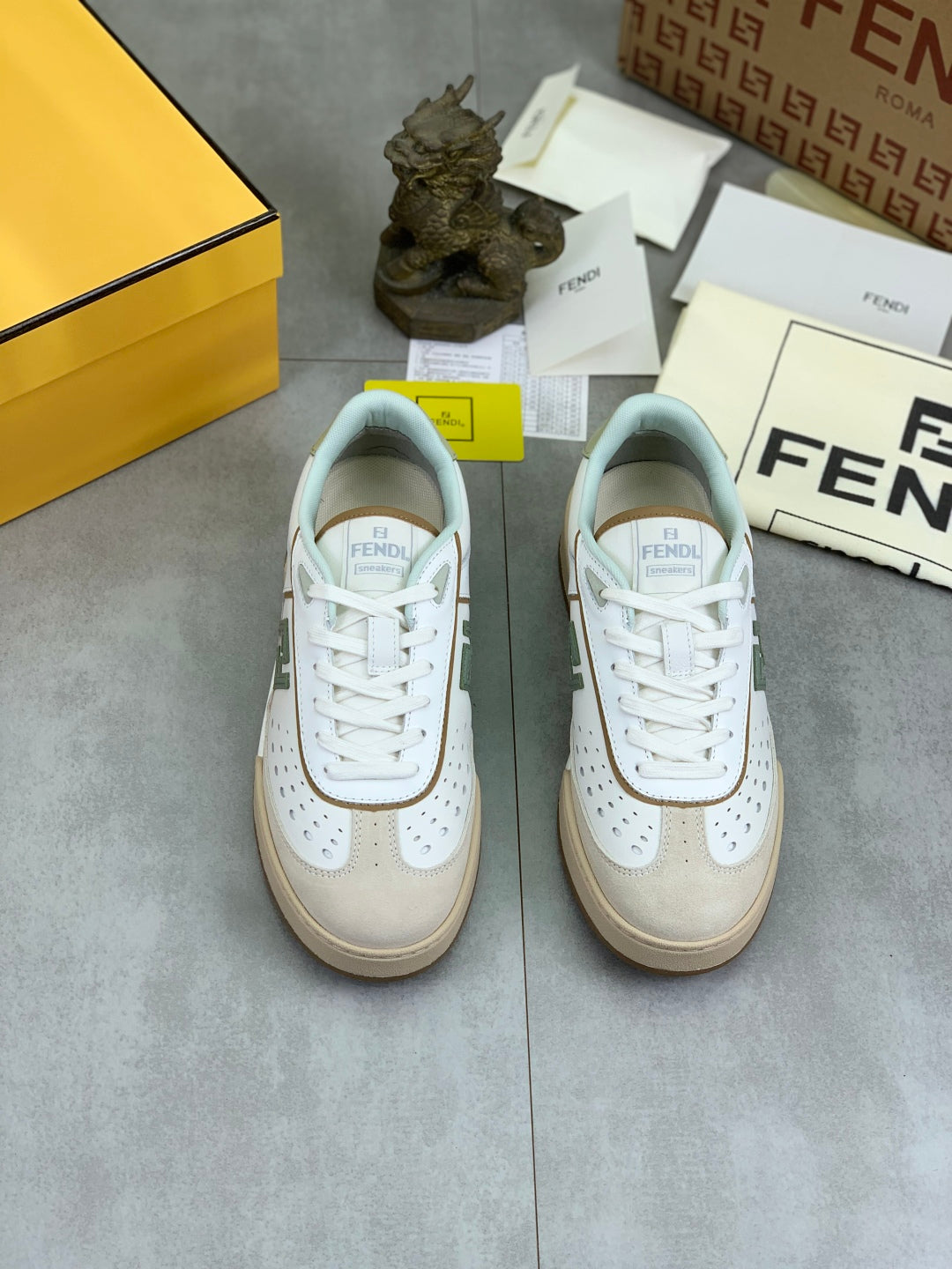 LuxluxHouse Best Quality Shoes Fendi