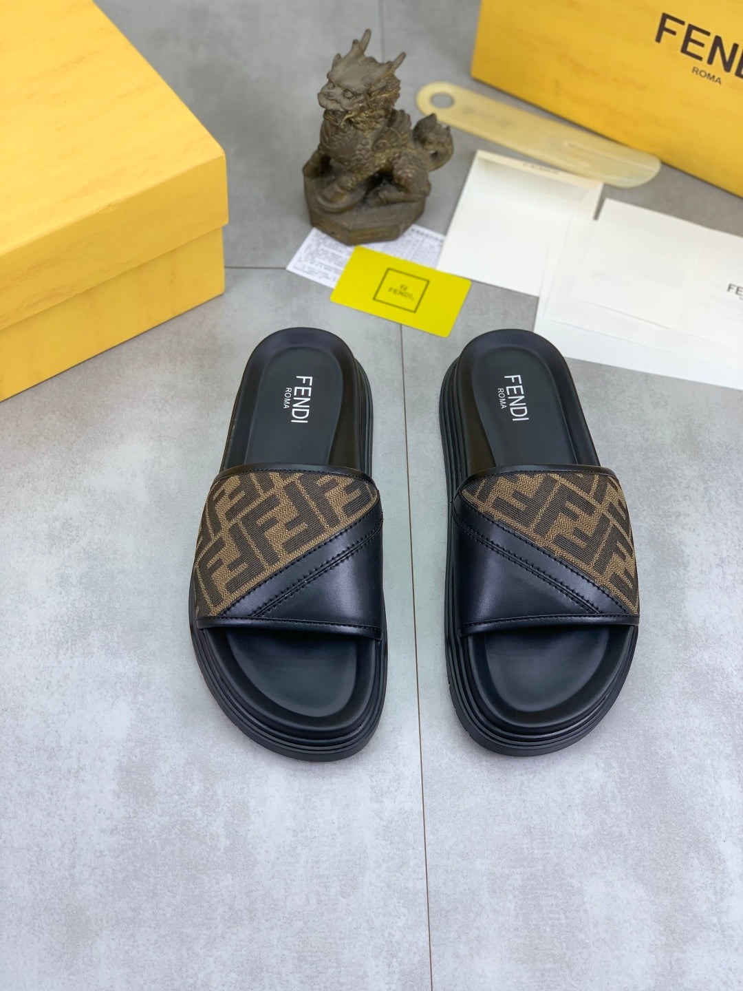 LuxluxHouse Best Quality Sandals Fendi