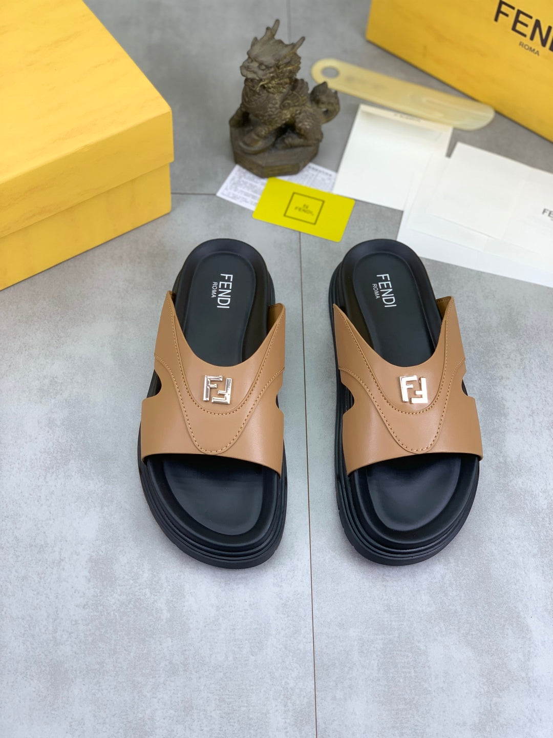 LuxluxHouse Best Quality Sandals Fendi