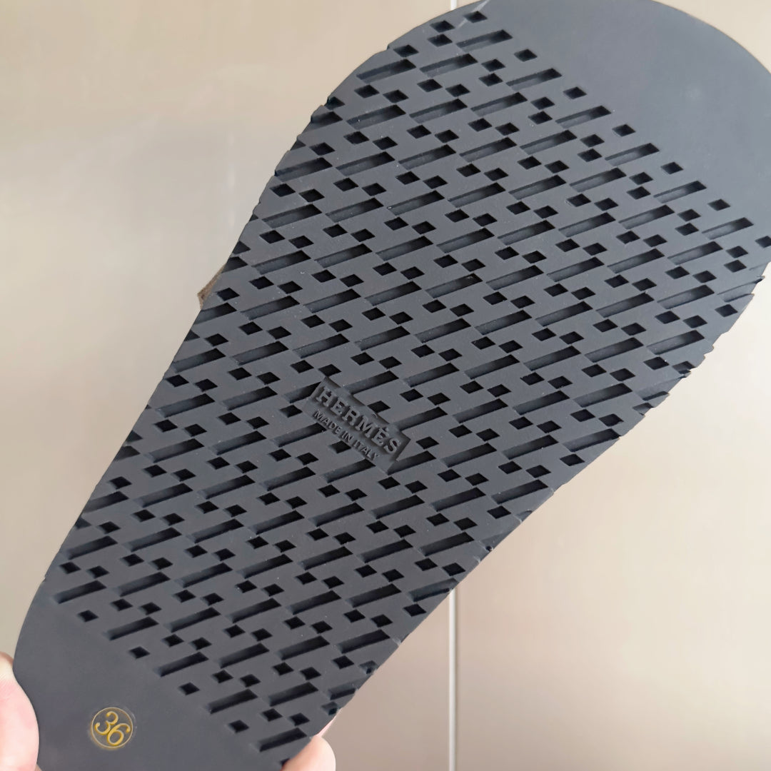 LuxluxHouse Best Quality Women Shoes Hermes