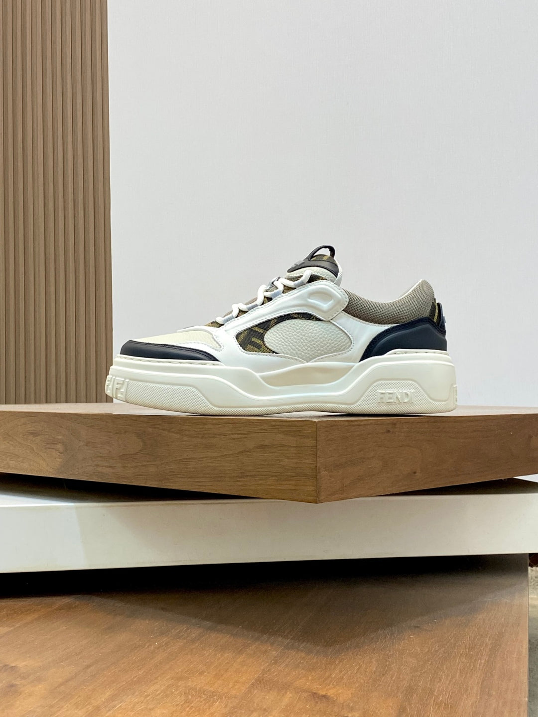 LuxluxHouse Best Quality Shoes Fendi