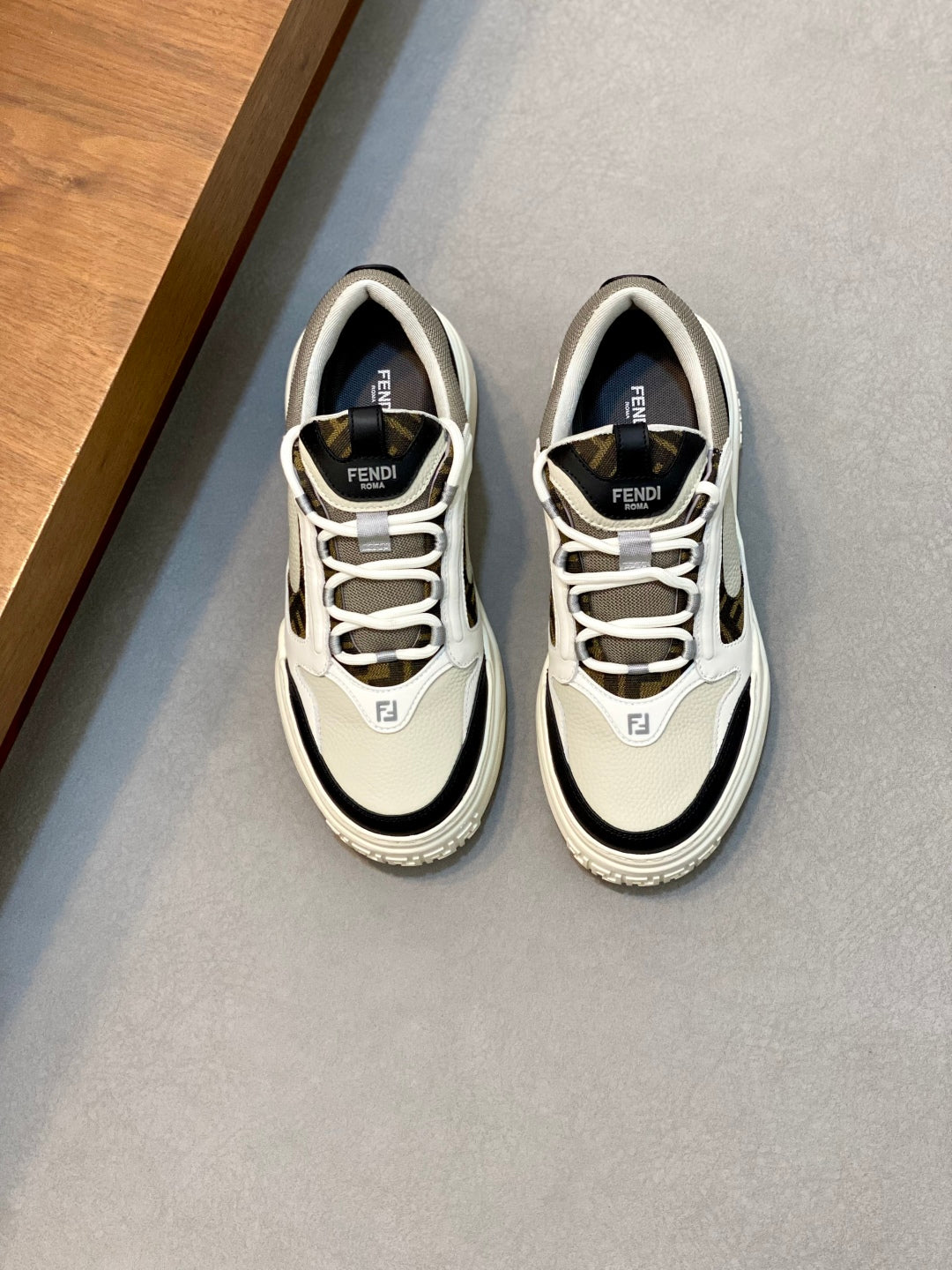 LuxluxHouse Best Quality Shoes Fendi