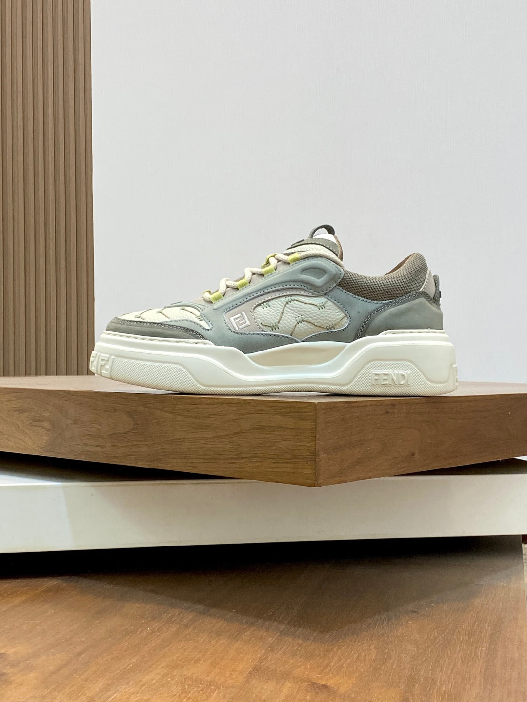 LuxluxHouse Best Quality Shoes Fendi