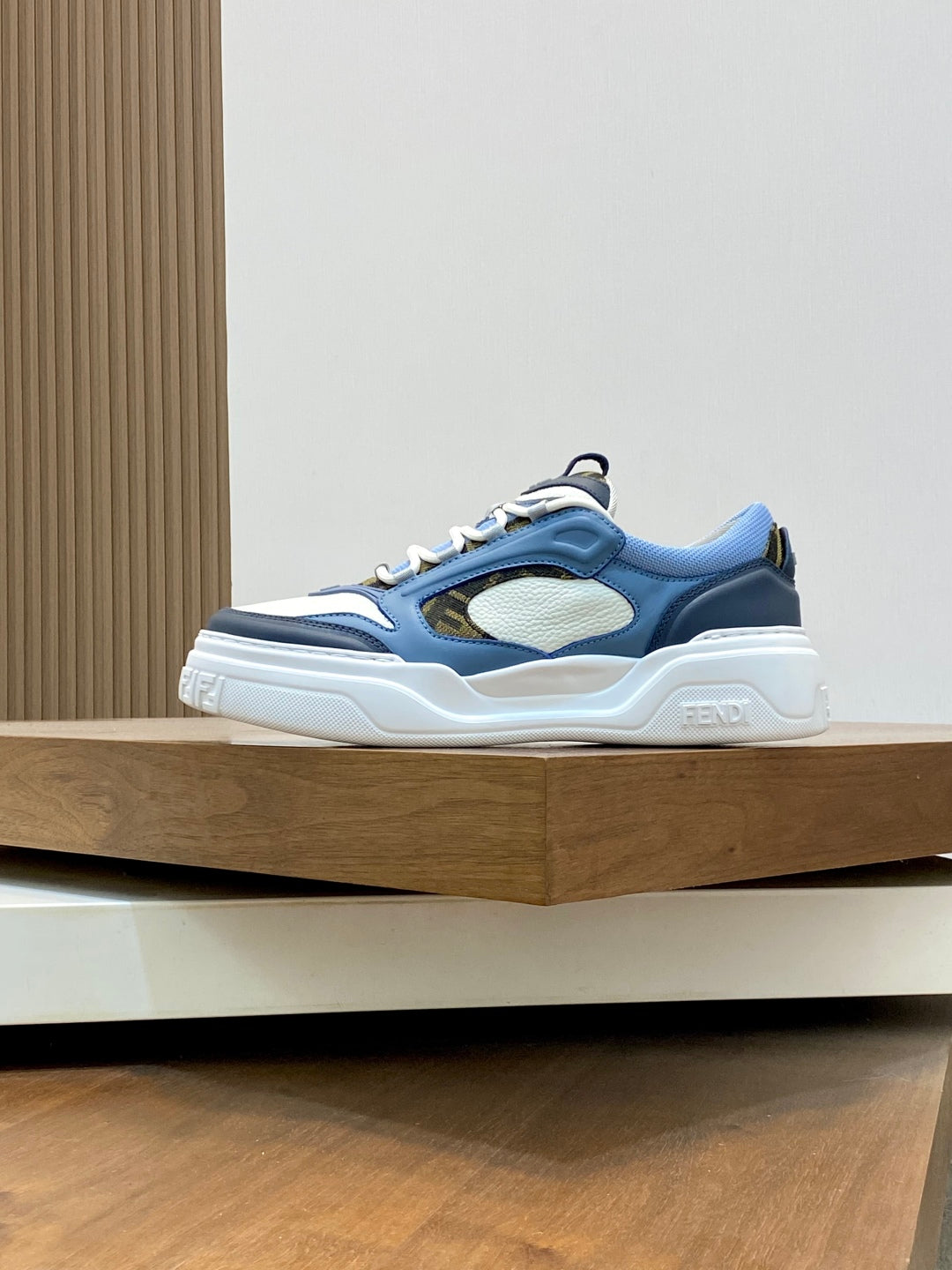 LuxluxHouse Best Quality Shoes Fendi