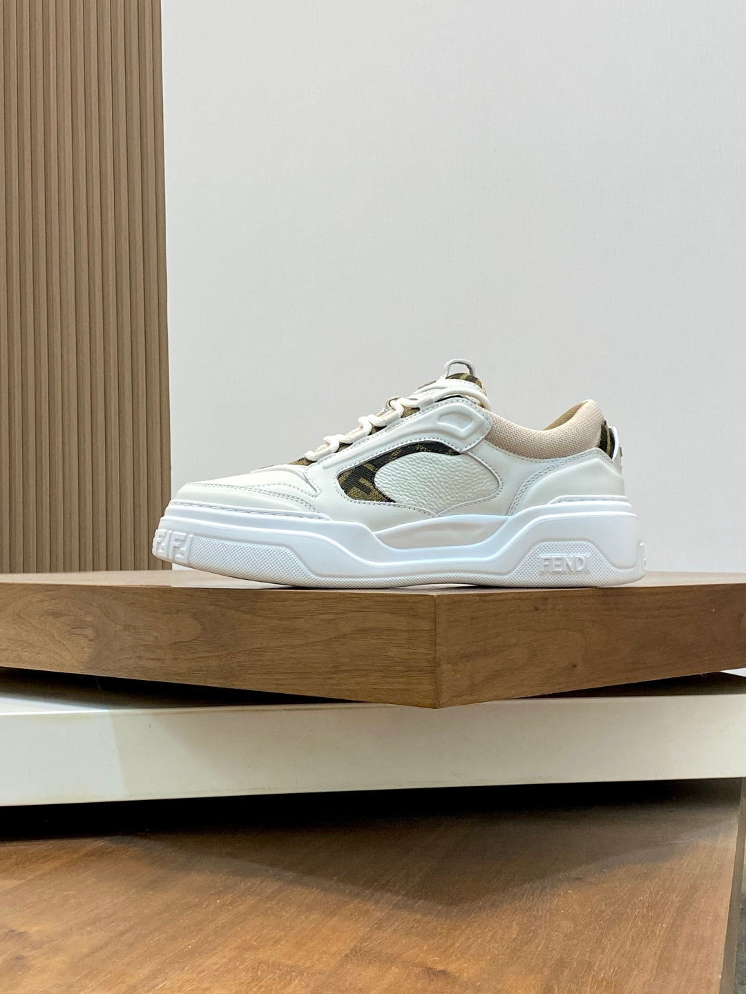 LuxluxHouse Best Quality Shoes Fendi