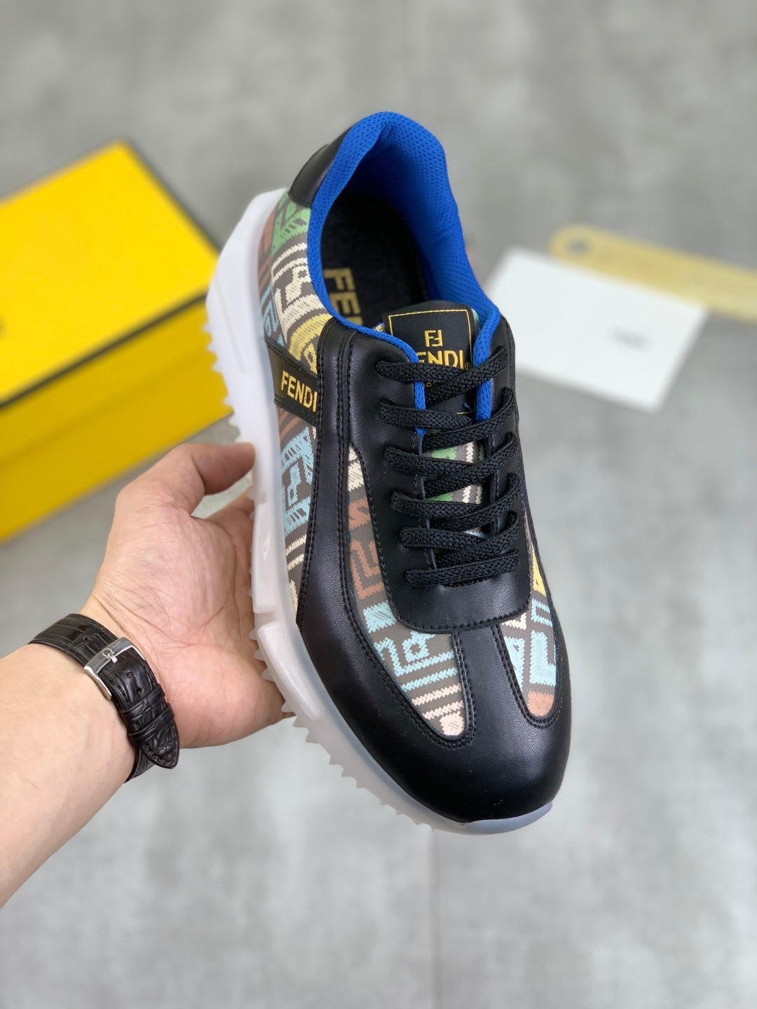 LuxluxHouse Best Quality Shoes Fendi