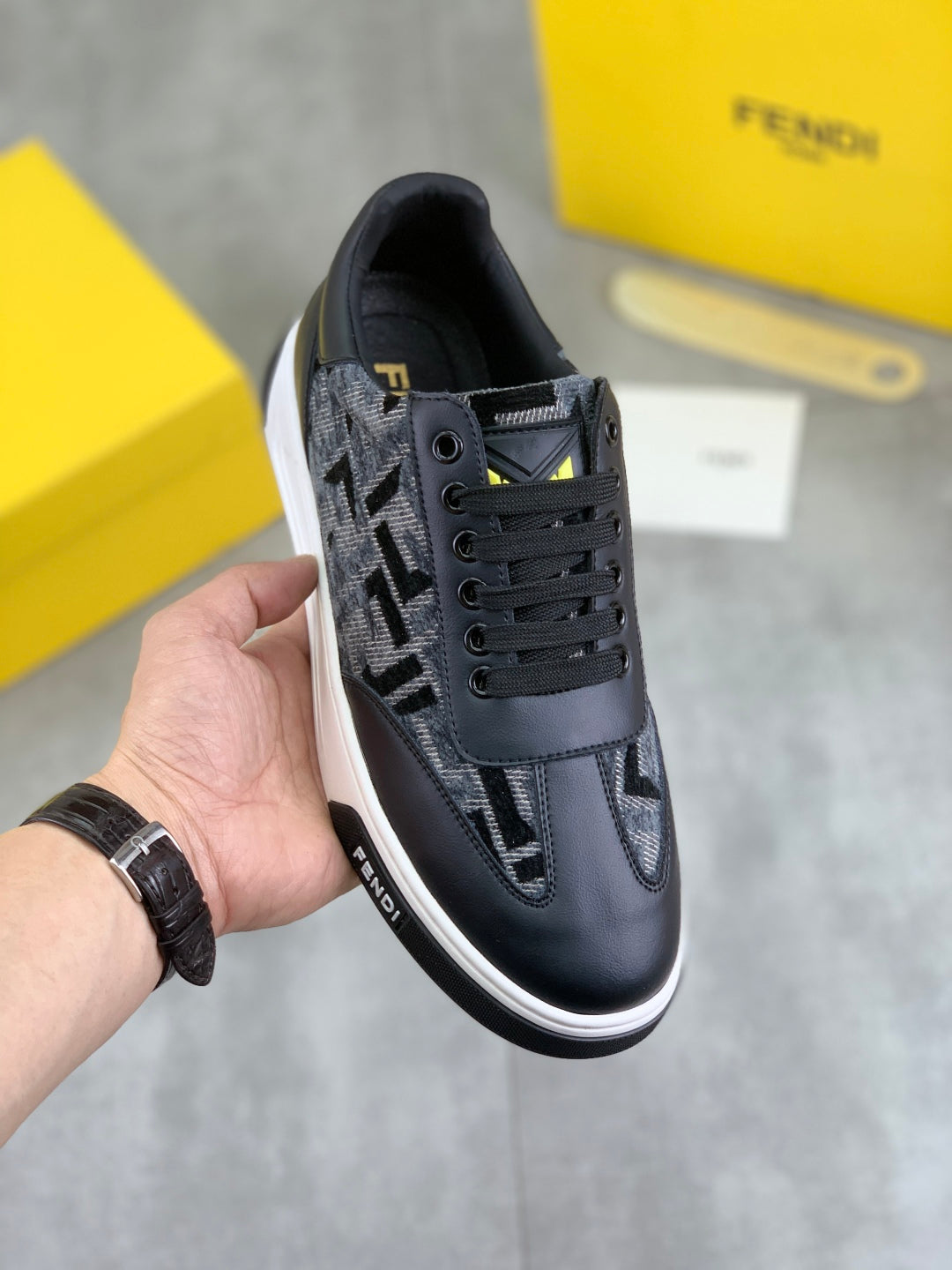 LuxluxHouse Best Quality Shoes Fendi