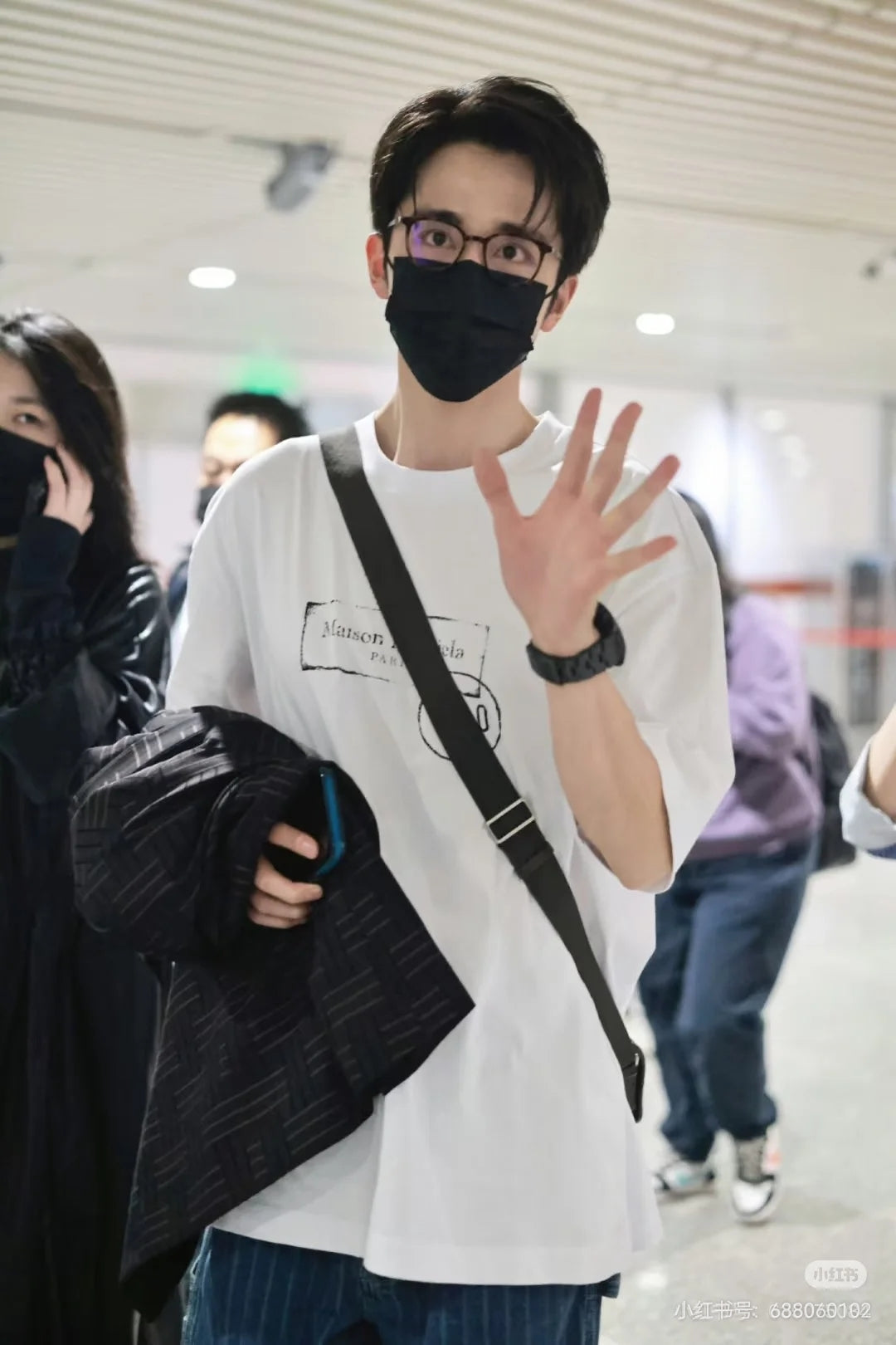 LuxluxHouse Best Quality Clothes T-shirt Chanel & Maison Margiela