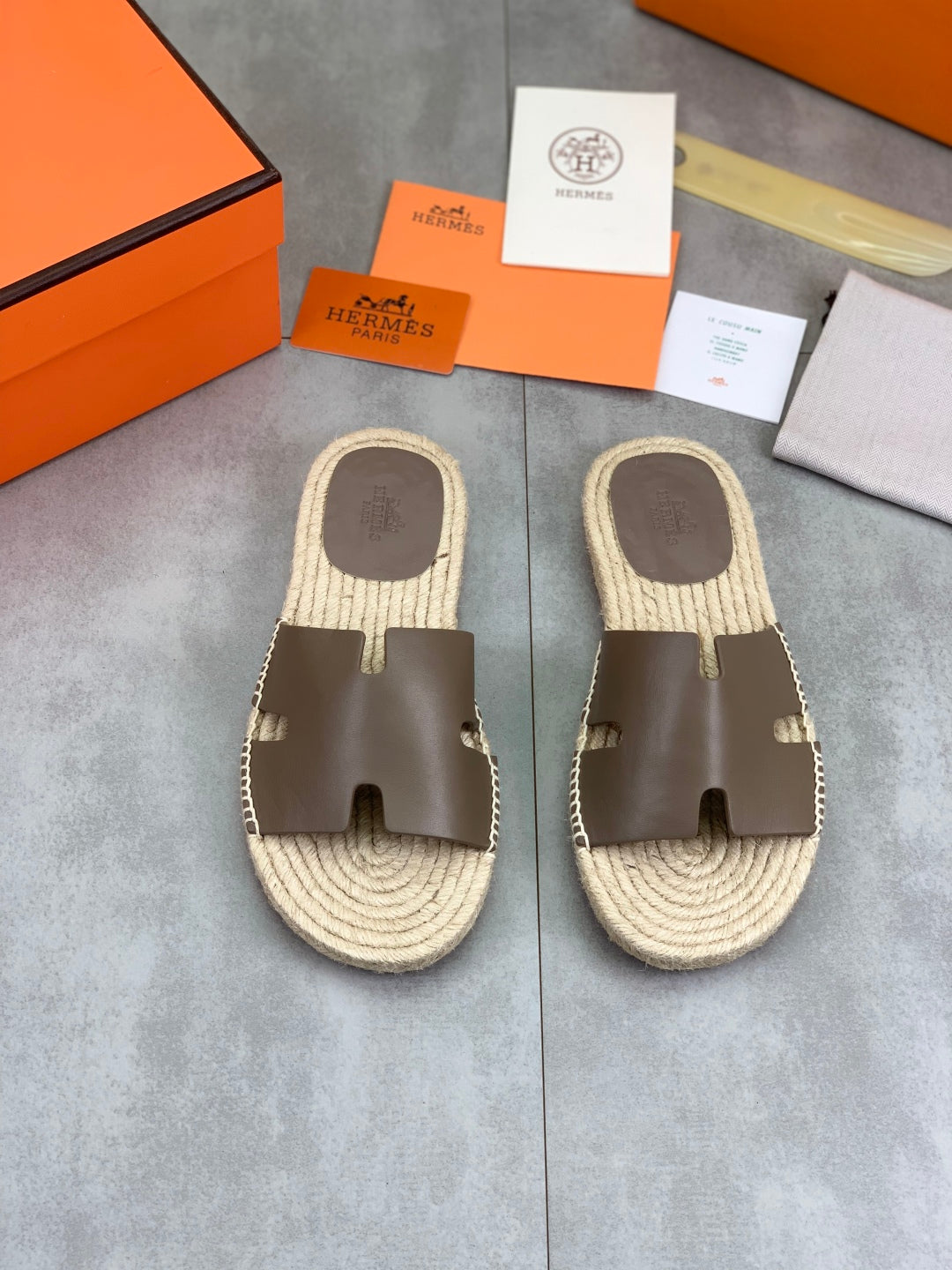 LuxluxHouse Best Quality Sandals Hermes