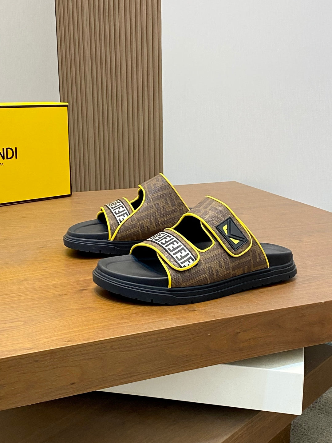 LuxluxHouse Best Quality Sandals Fendi