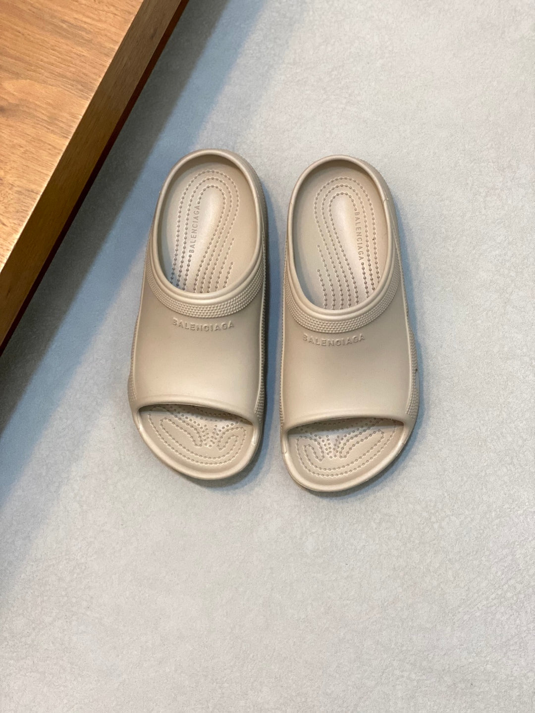 LuxluxHouse Best Quality Sandals Fendi