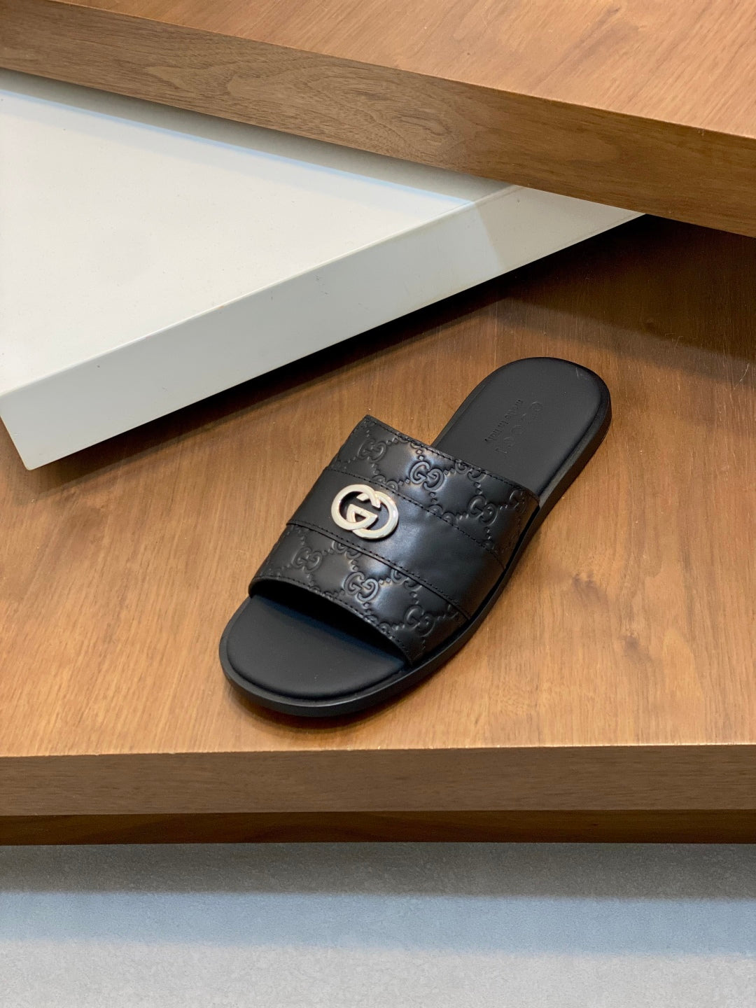 LuxluxHouse Best Quality Sandals Gucci