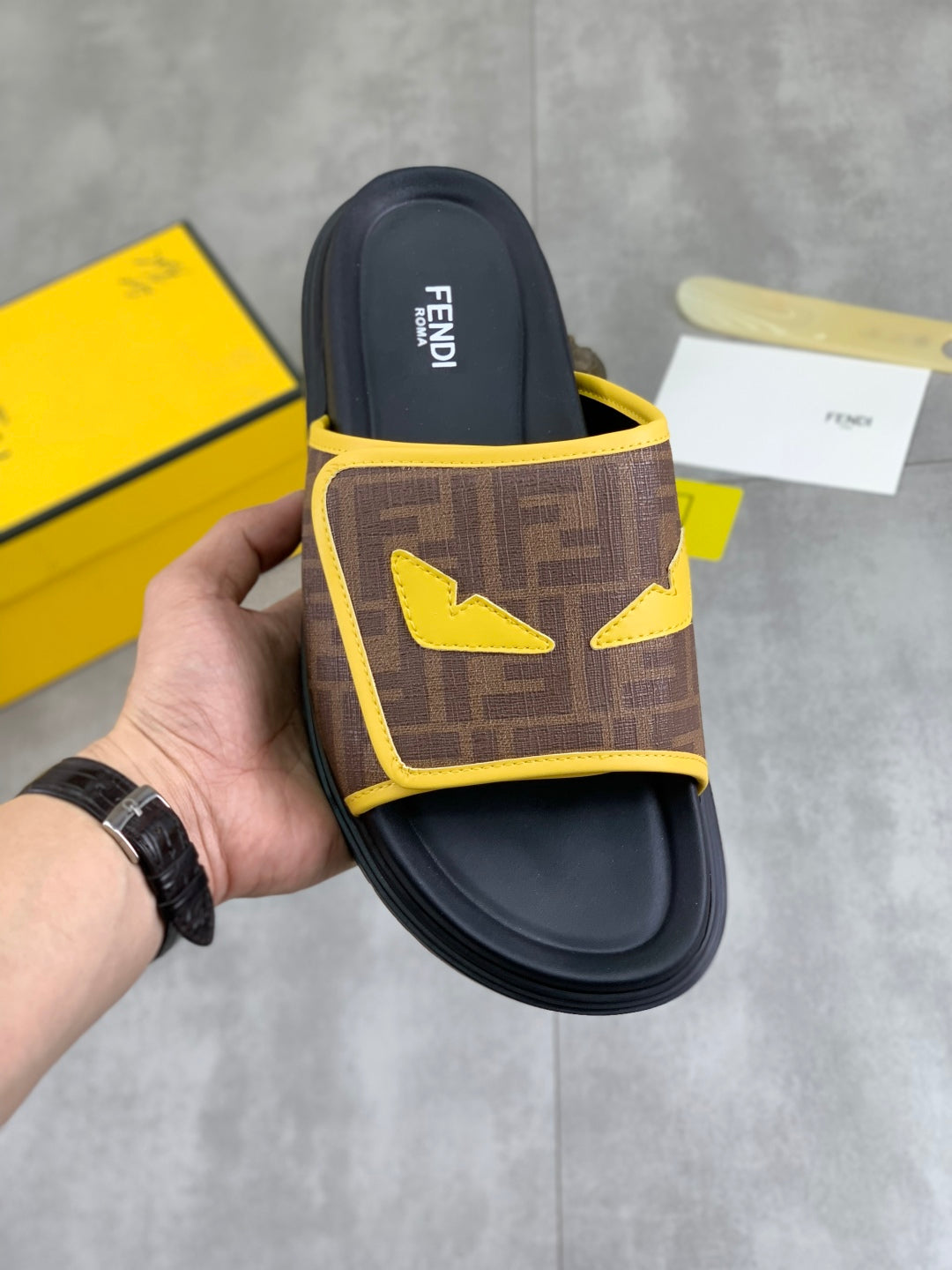 LuxluxHouse Best Quality Sandals Fendi