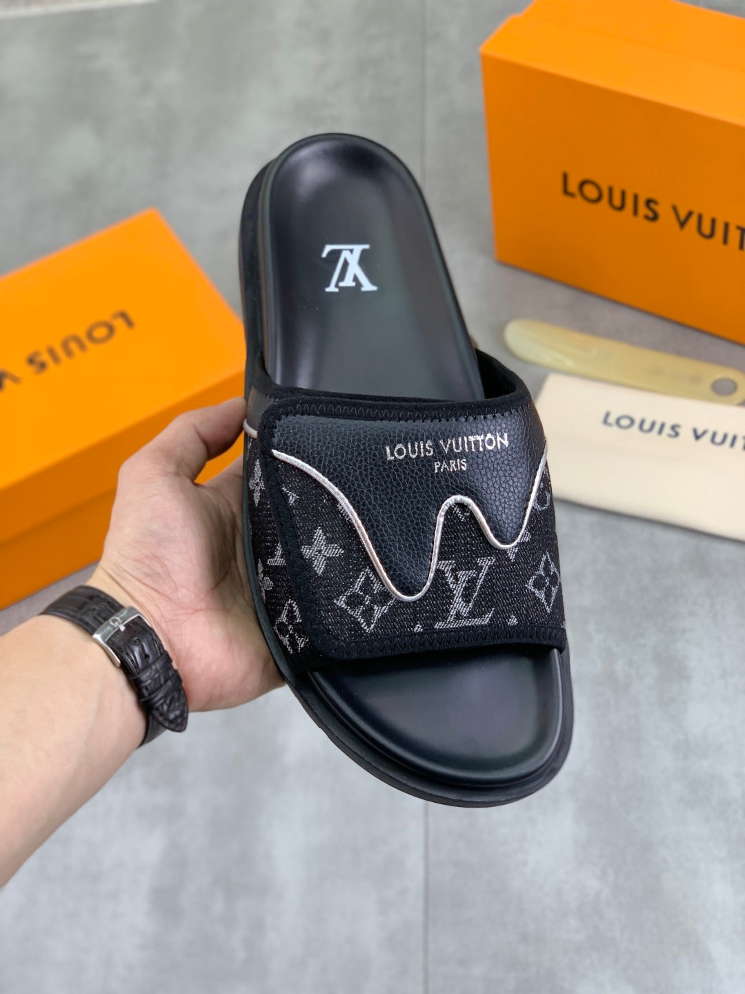 LuxluxHouse Best Quality Sandals Louis Vuitton