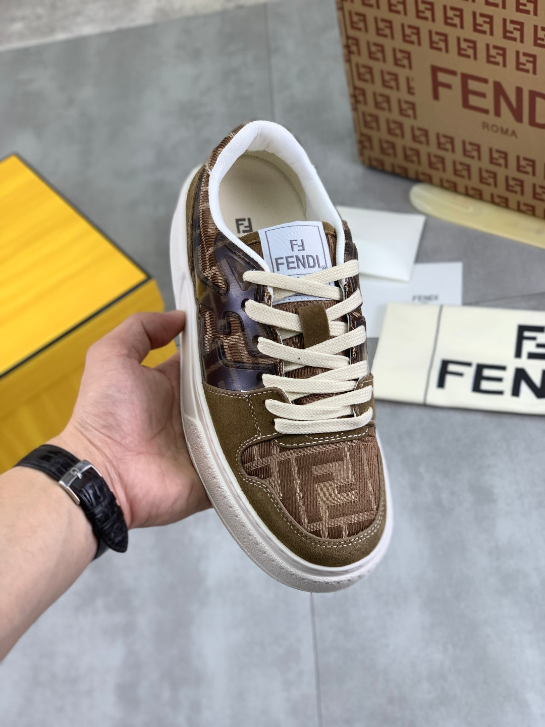 LuxluxHouse Best Quality Shoes Fendi