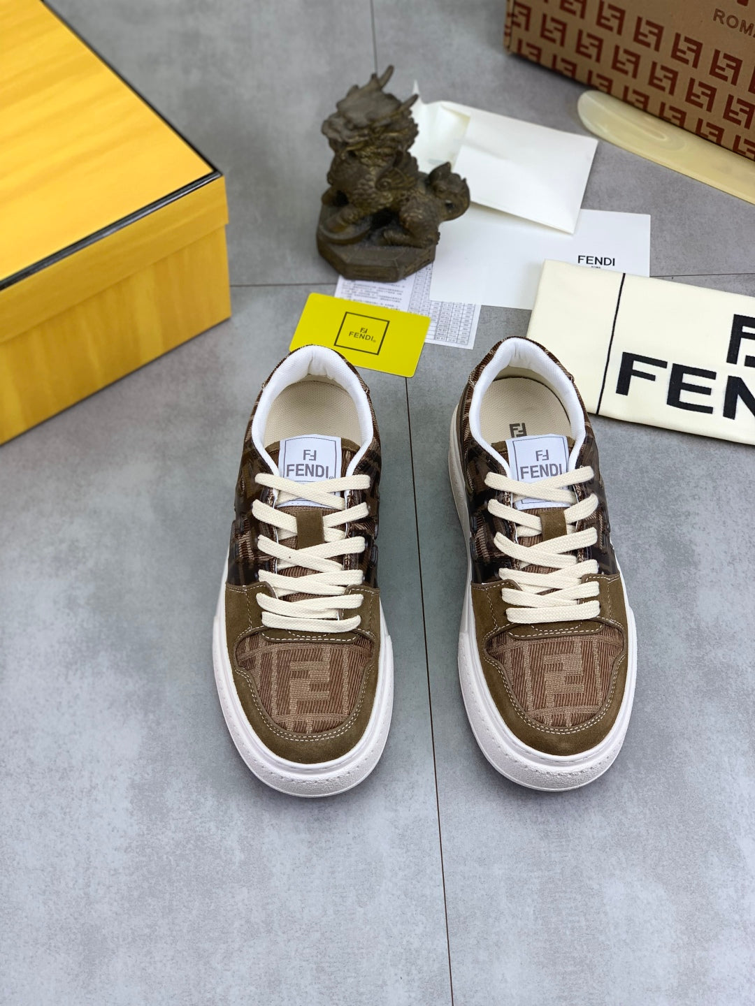 LuxluxHouse Best Quality Shoes Fendi