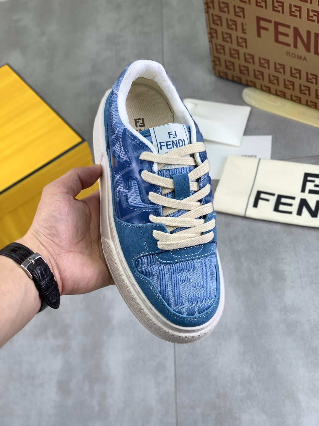 LuxluxHouse Best Quality Shoes Fendi