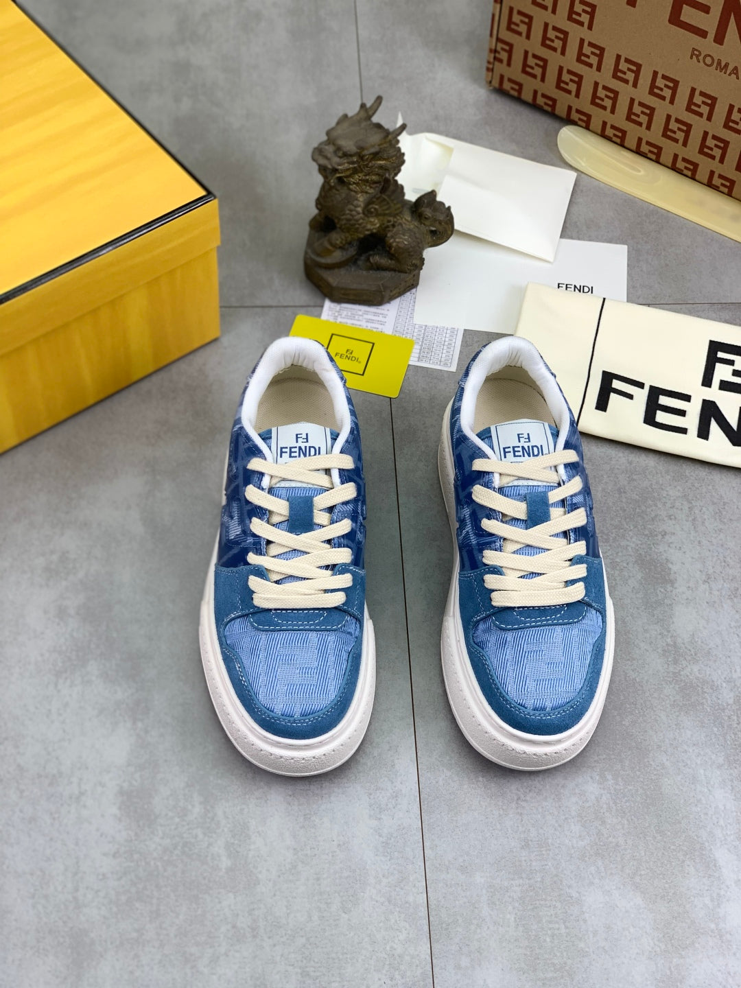 LuxluxHouse Best Quality Shoes Fendi