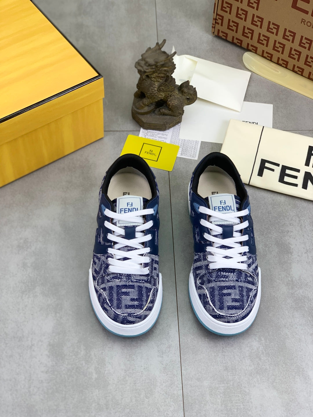 LuxluxHouse Best Quality Shoes Fendi