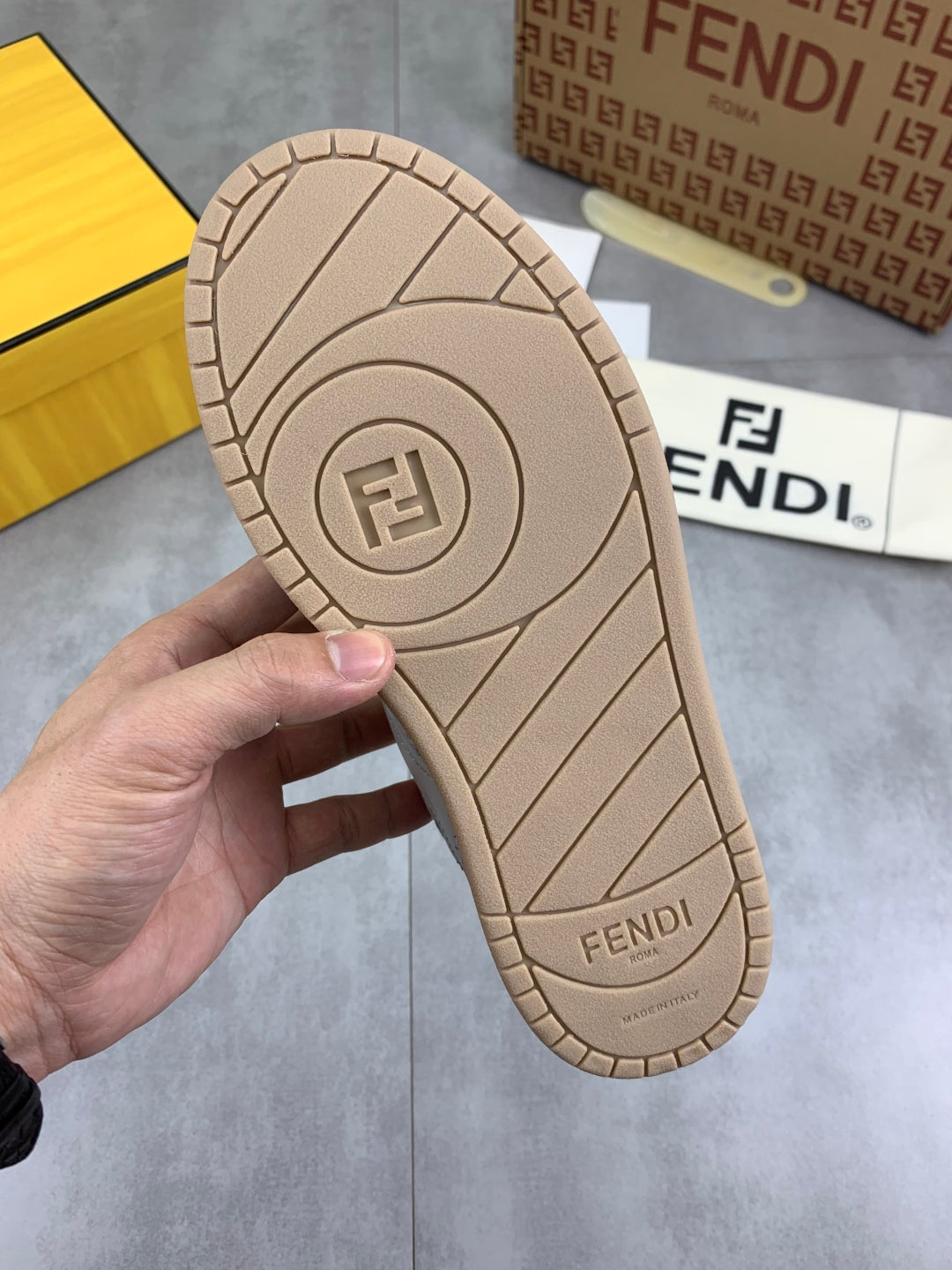 LuxluxHouse Best Quality Shoes Fendi