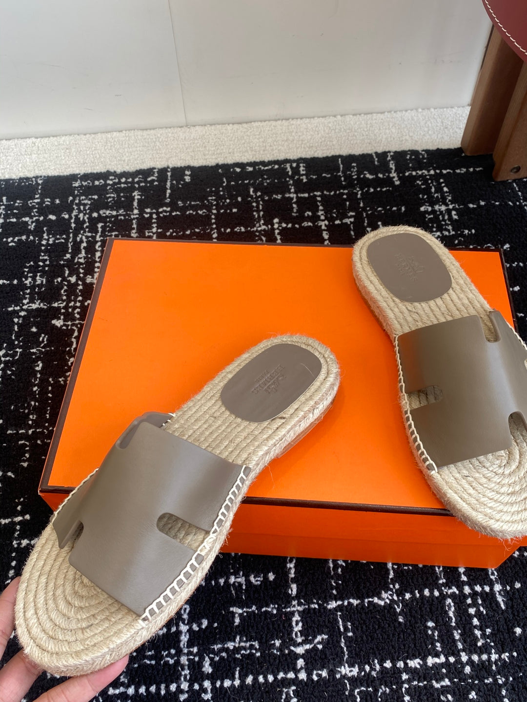 LuxluxHouse Best Quality Sandals Hermes