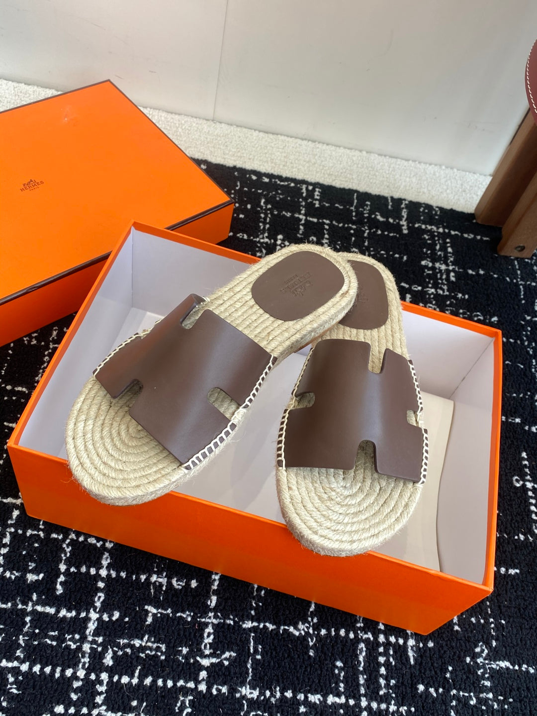LuxluxHouse Best Quality Sandals Hermes