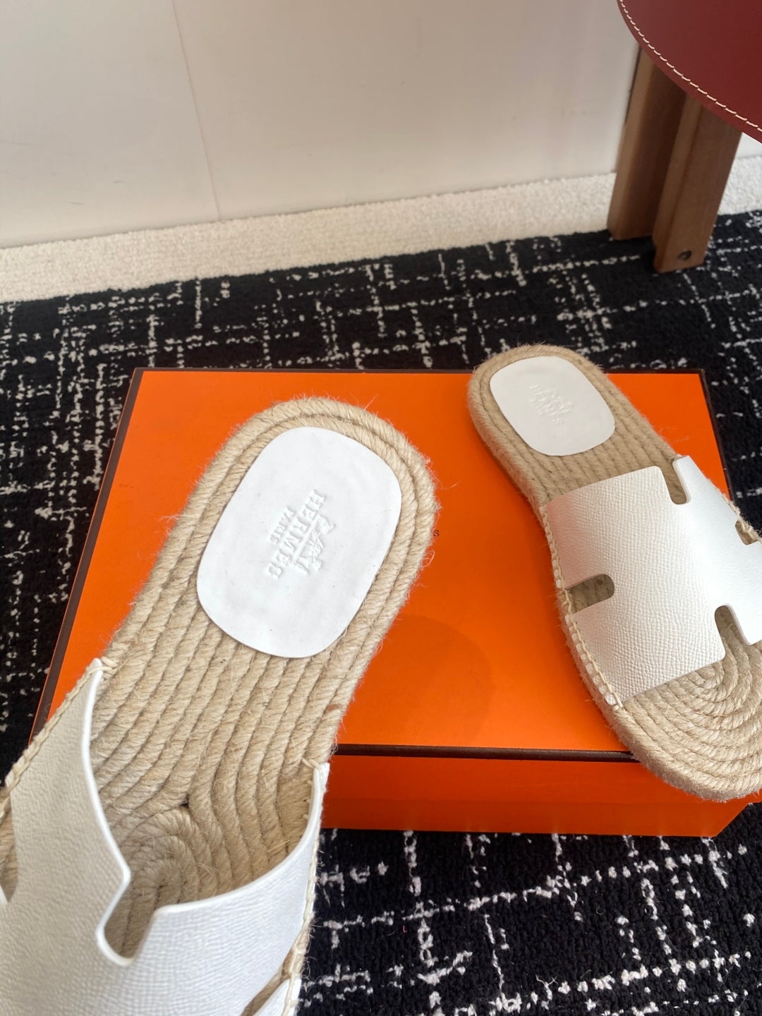 LuxluxHouse Best Quality Sandals Hermes