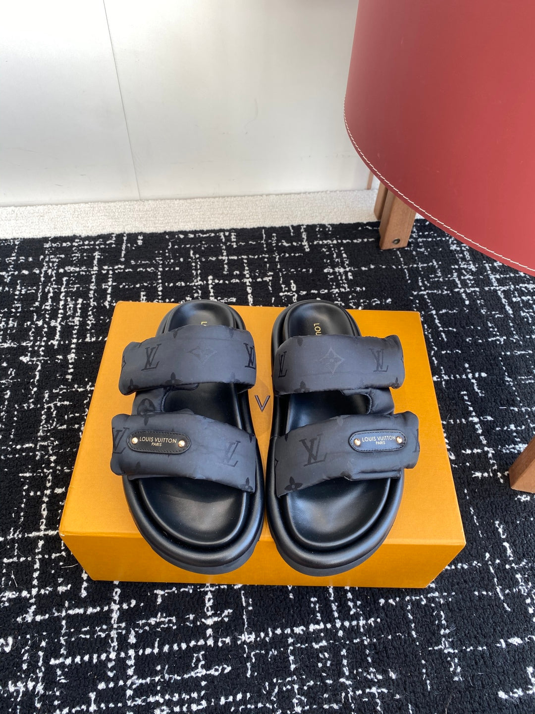 LuxluxHouse Best Quality Sandals Louis Vuitton