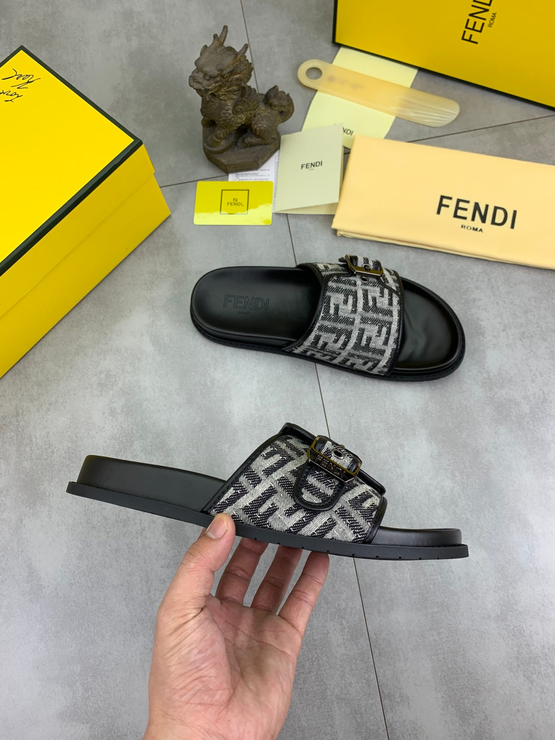 LuxluxHouse Best Quality Sandals Fendi