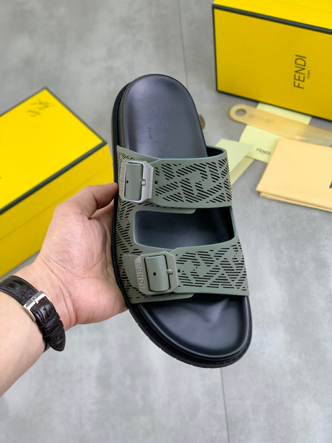 LuxluxHouse Best Quality Sandals Fendi