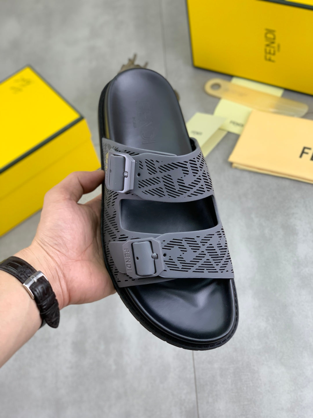LuxluxHouse Best Quality Sandals Fendi