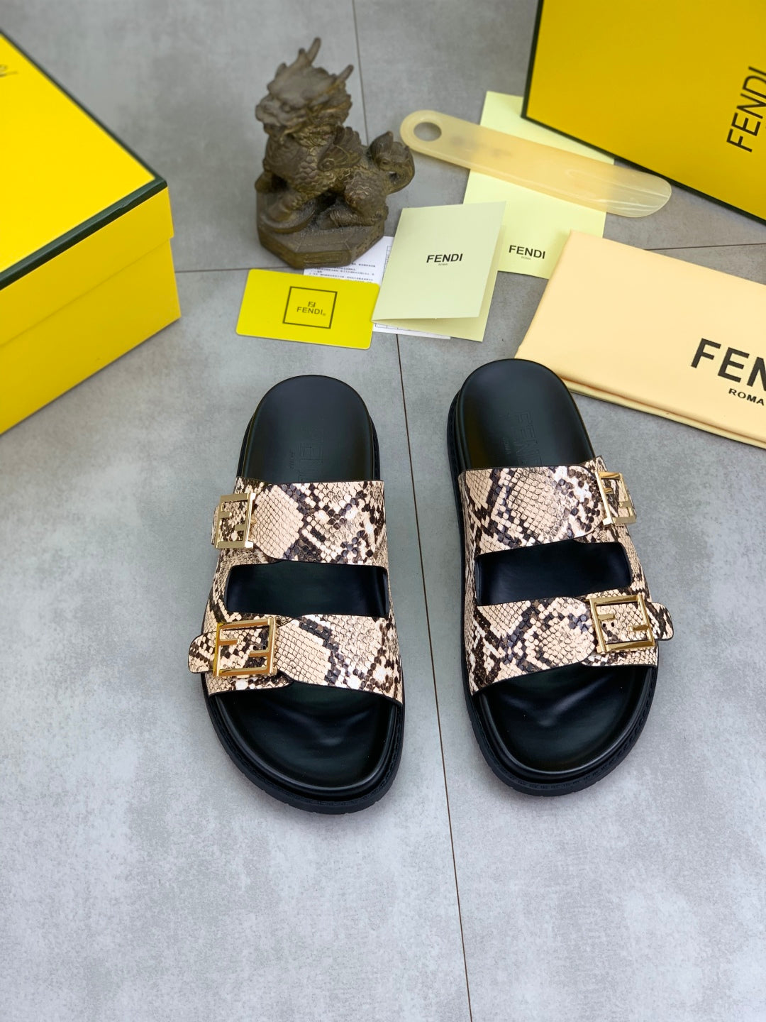 LuxluxHouse Best Quality Sandals Fendi